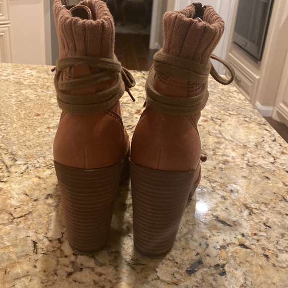 Booties - Picture 3 of 5